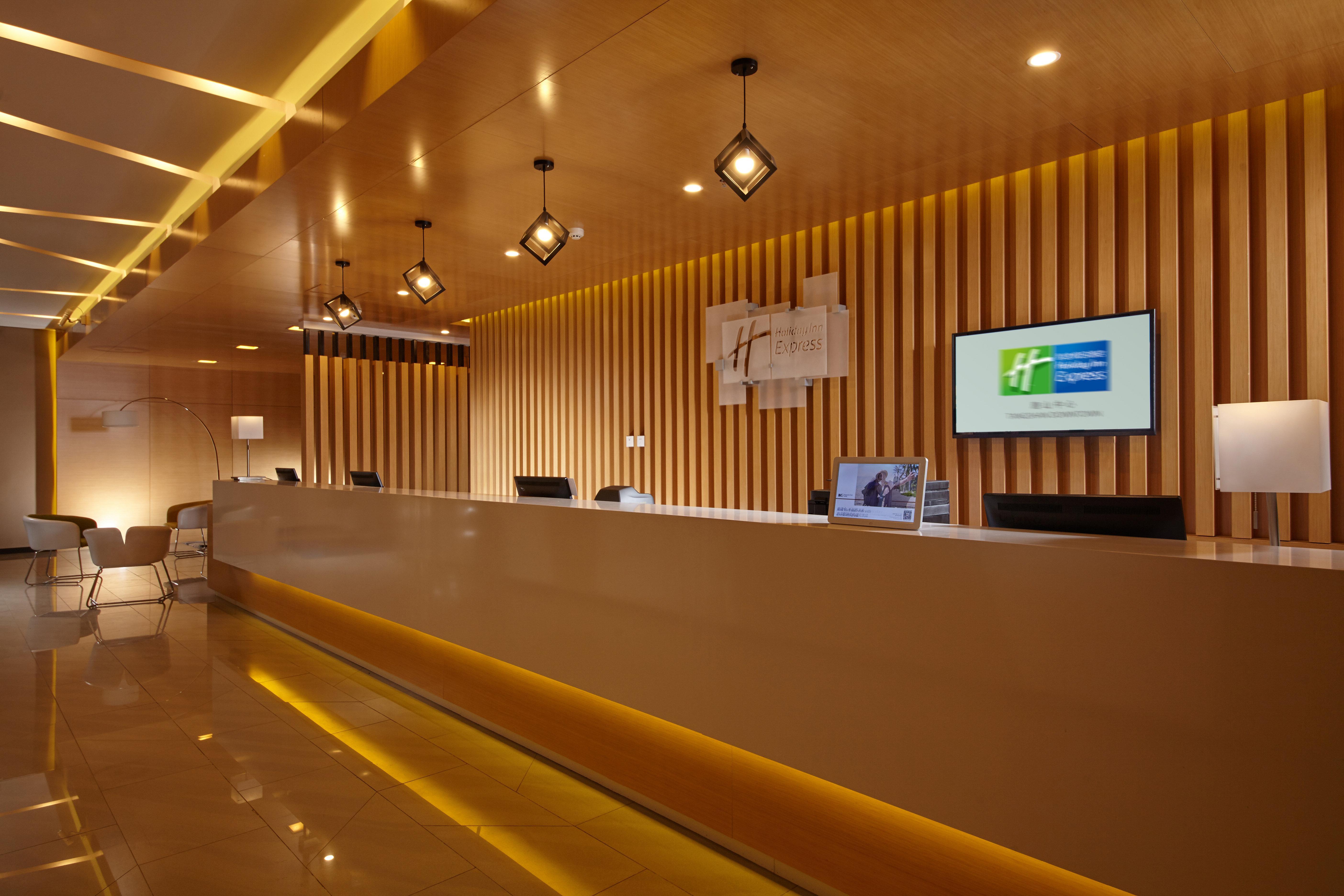Holiday Inn Express Tangshan Downtown By Ihg Zewnętrze zdjęcie
